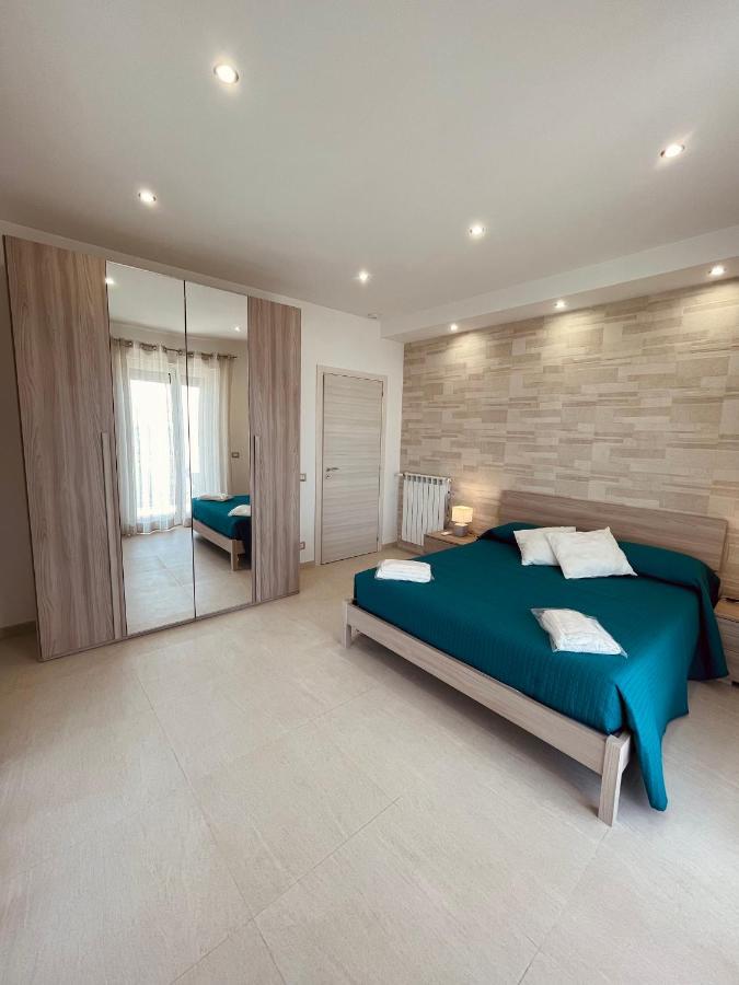 Baia Di Atlantide Apartment Таормина Екстериор снимка